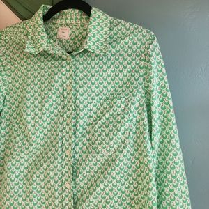 GAP button down M petite "fitted boyfriend" style